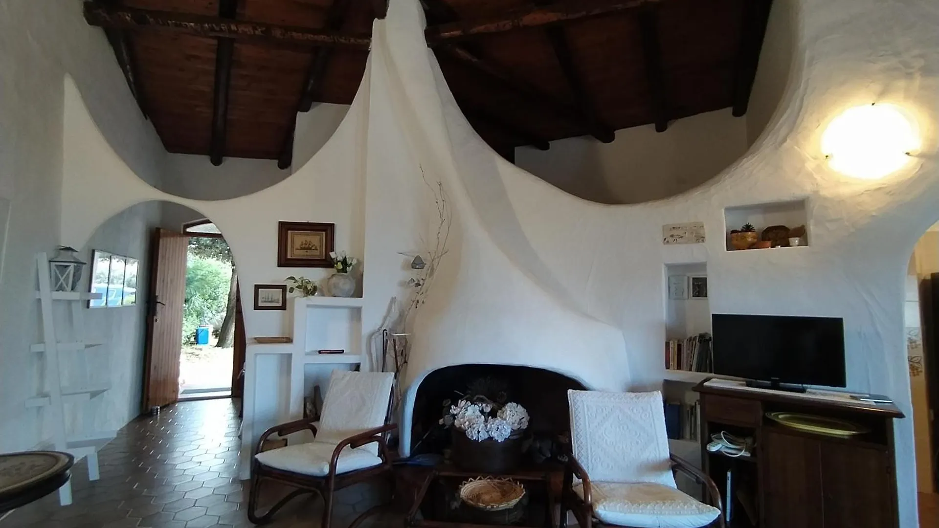 Mediterranean Villa In Sardinia Valledoria
